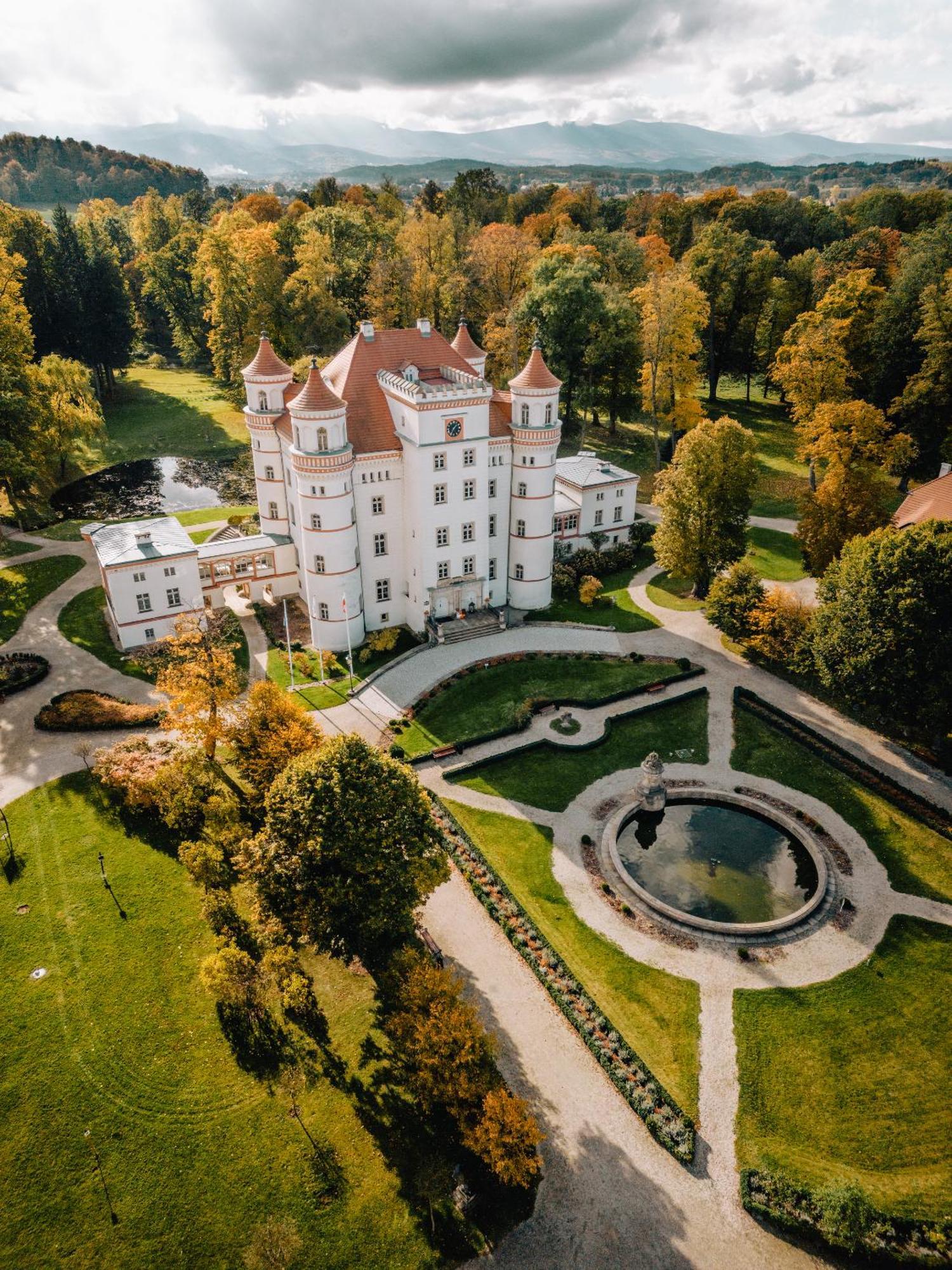 Palac Wojanow Exterior photo