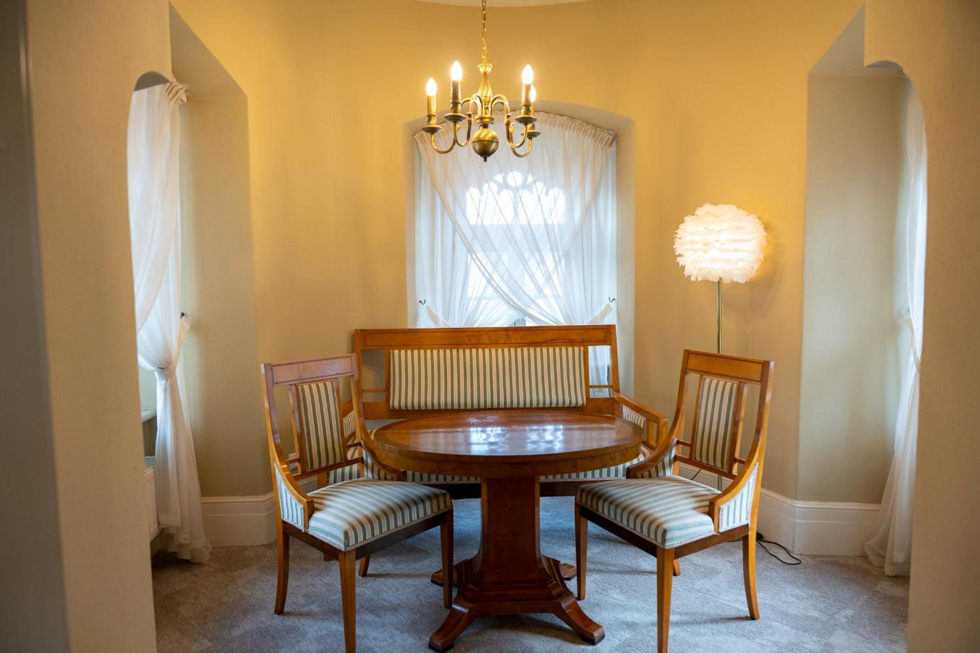 Palac Wojanow Room photo