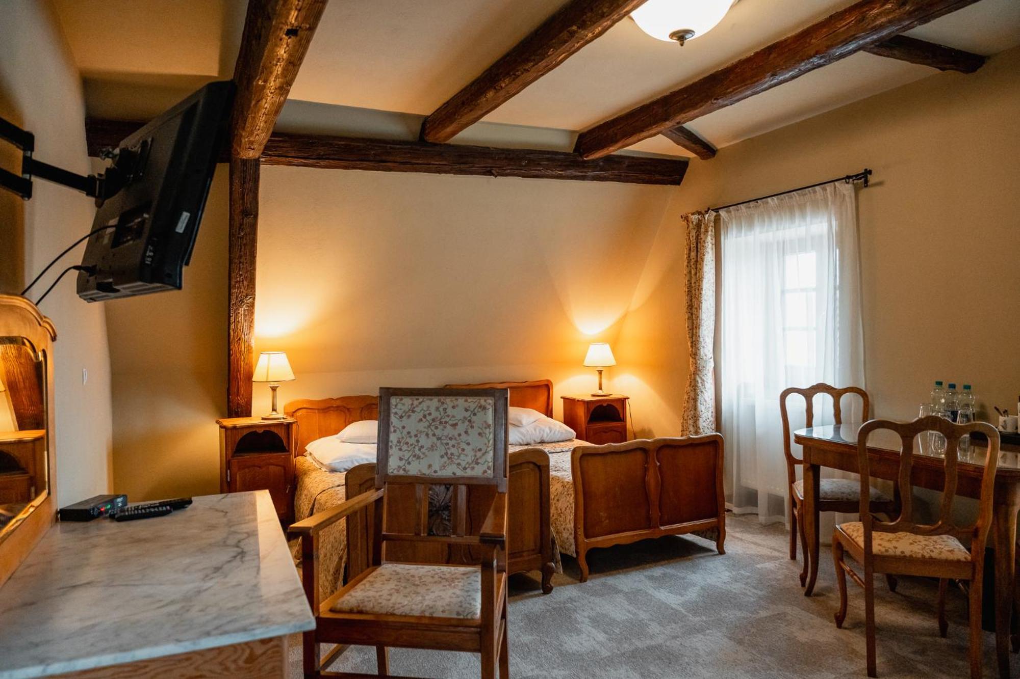 Palac Wojanow Room photo