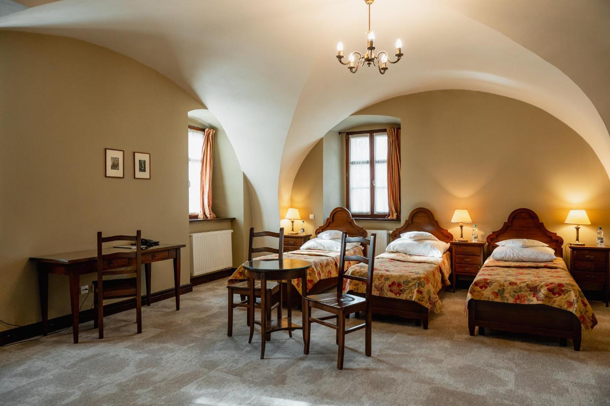 Palac Wojanow Room photo