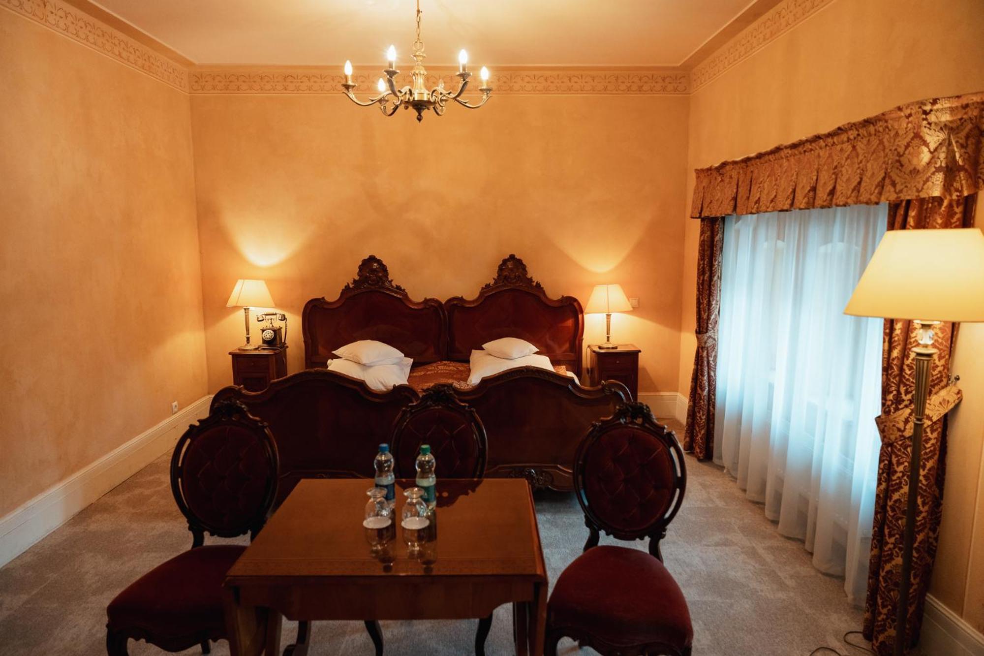 Palac Wojanow Room photo